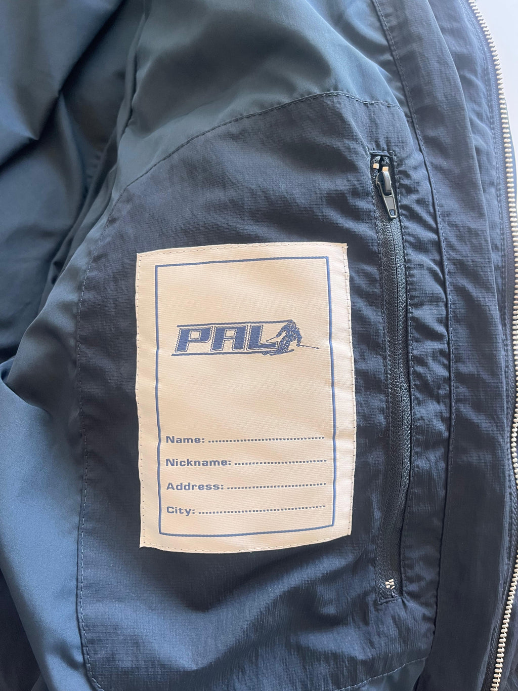 PAL Sporting Goods Puffer Jacket - M