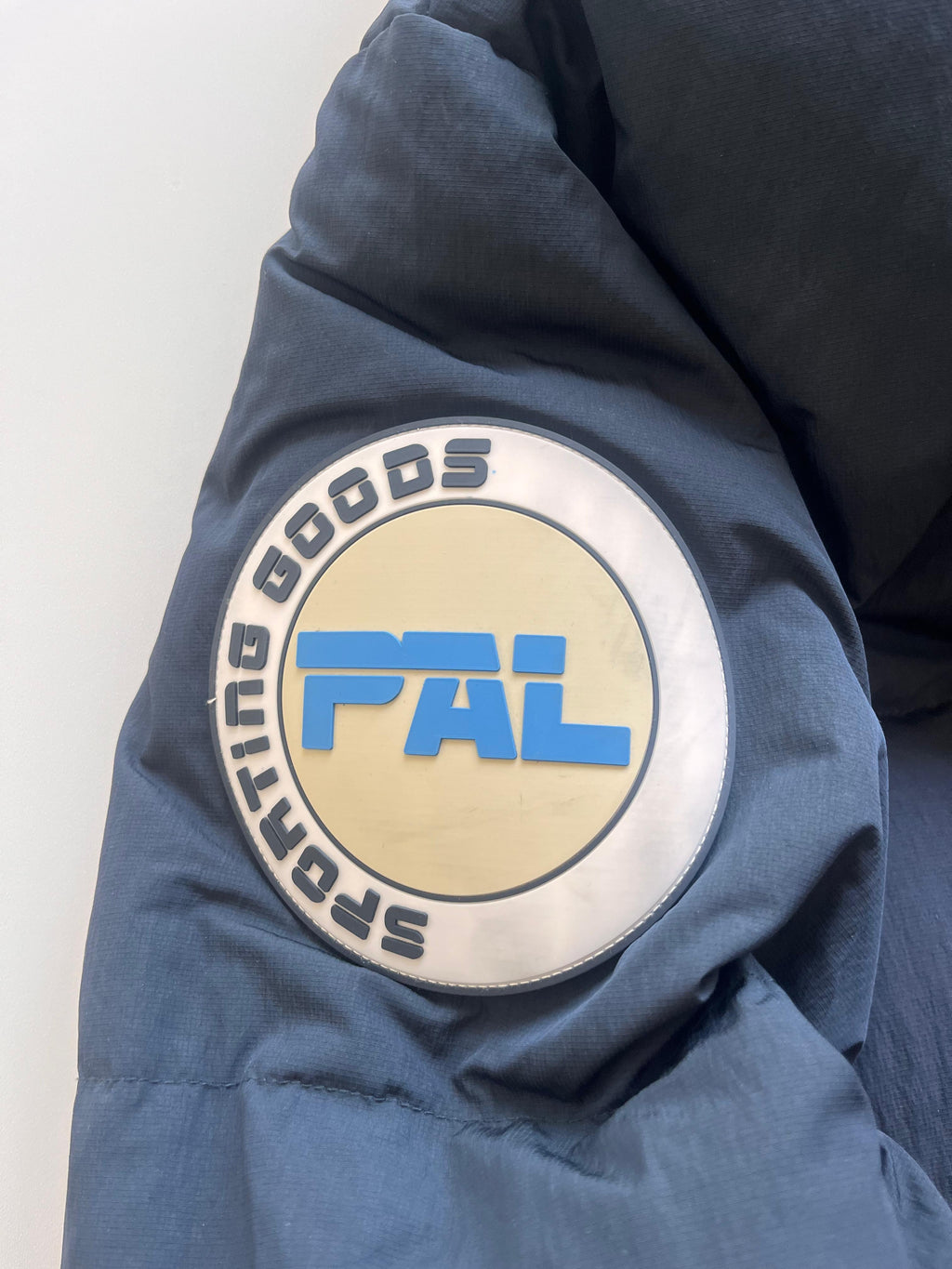 PAL Sporting Goods Puffer Jacket - M