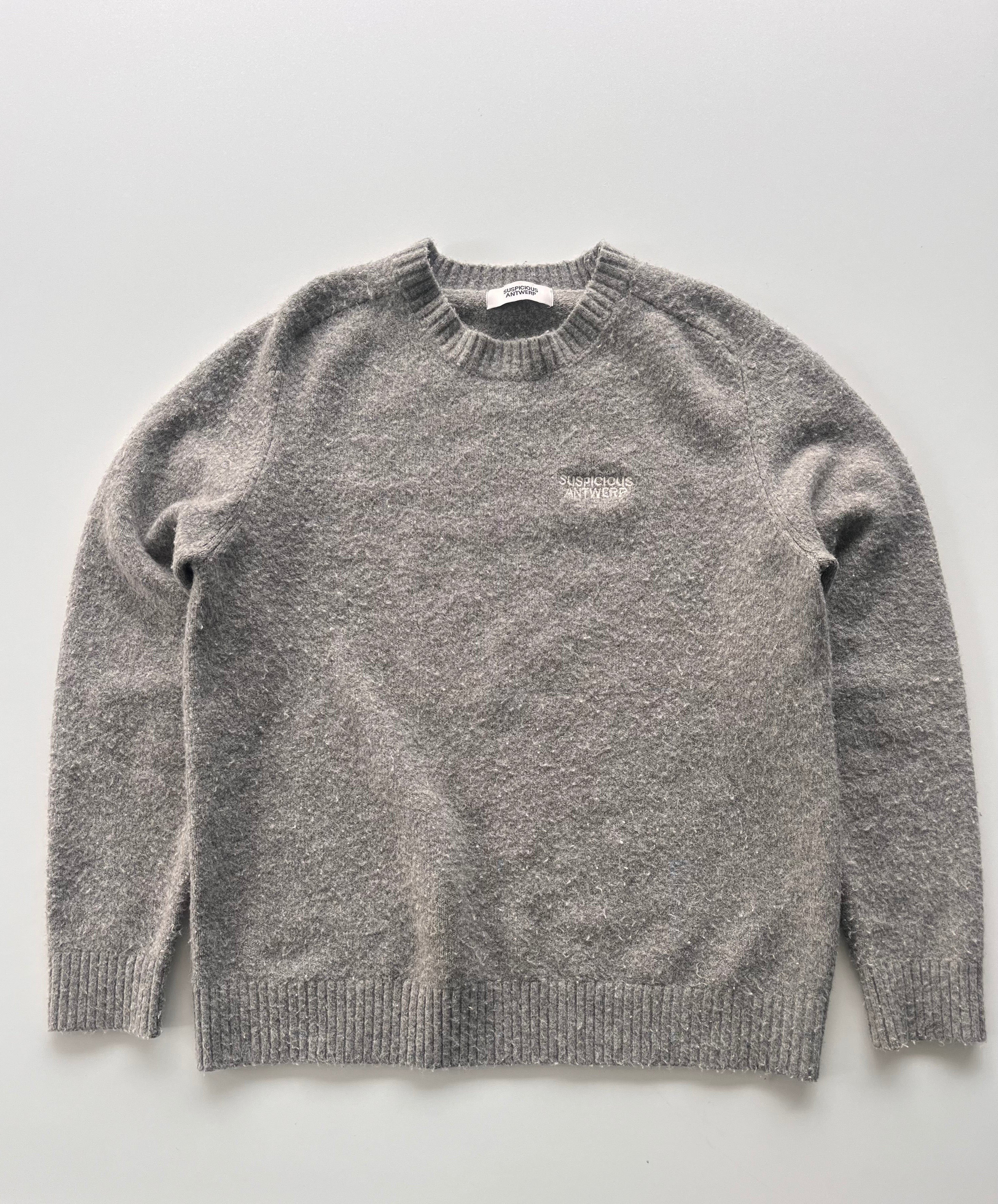 Suspicous Antwerp Knitsweater - M