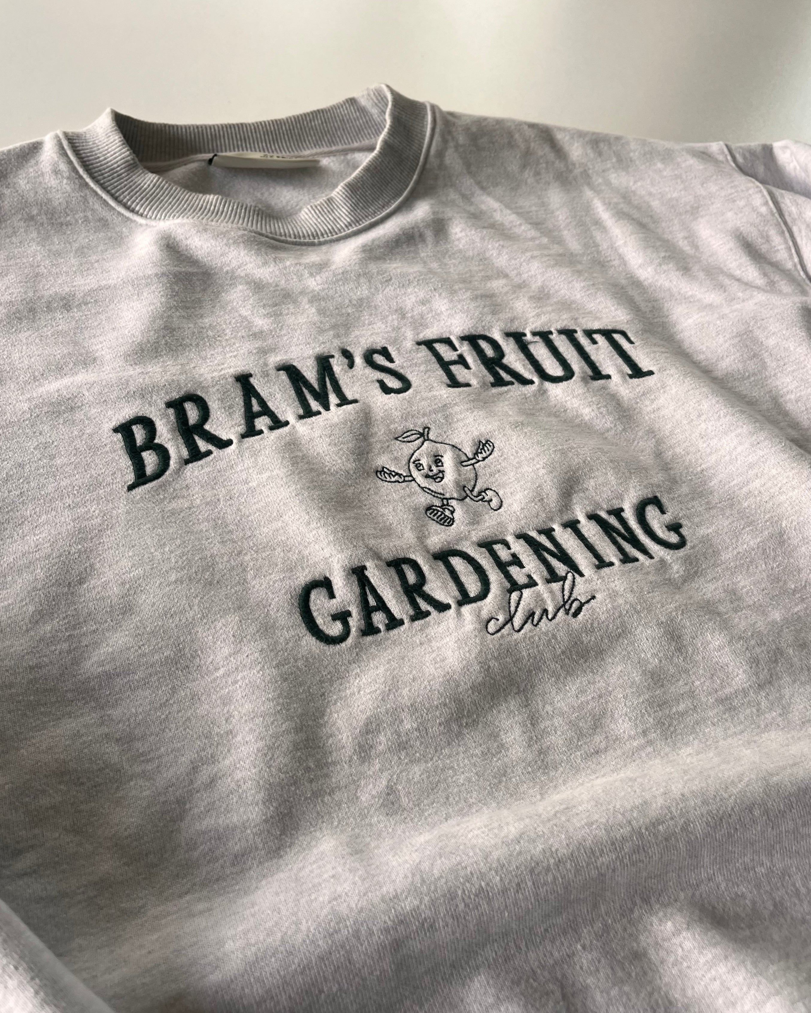 Brams Fruit Crewneck Sweater - L
