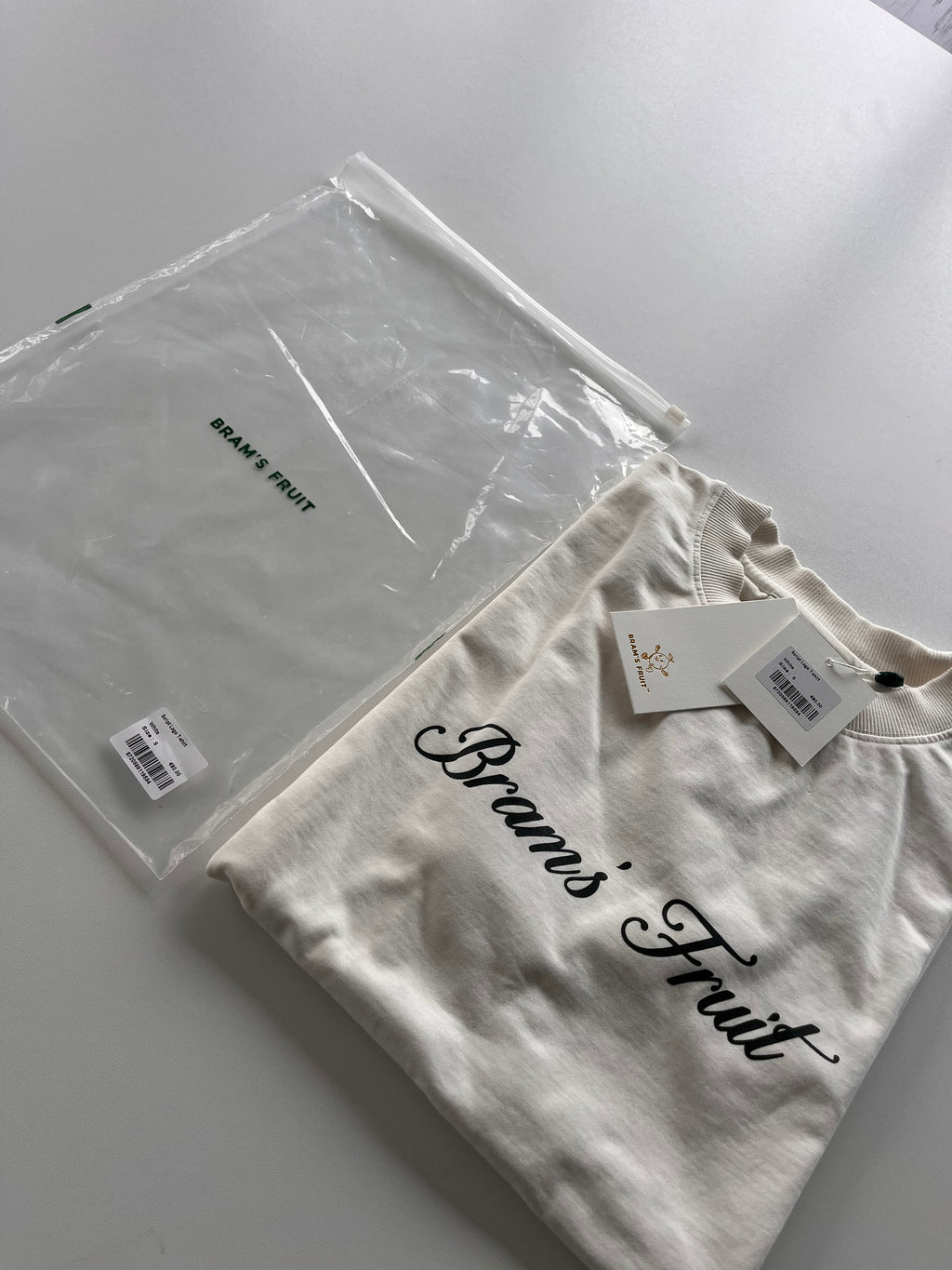 Brams Fruit T-Shirt - S (new)