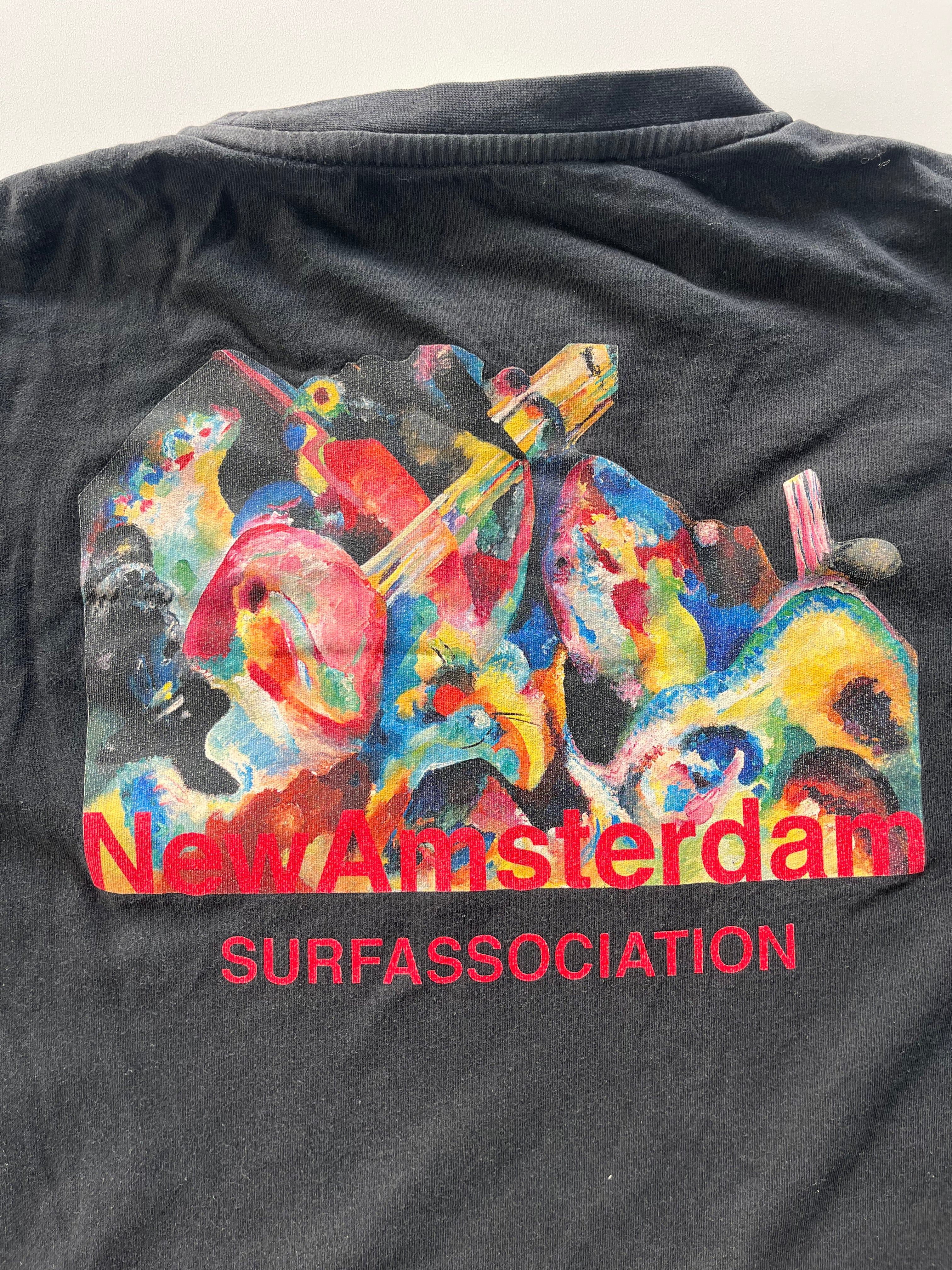 New Amsterdam Tshirt - M