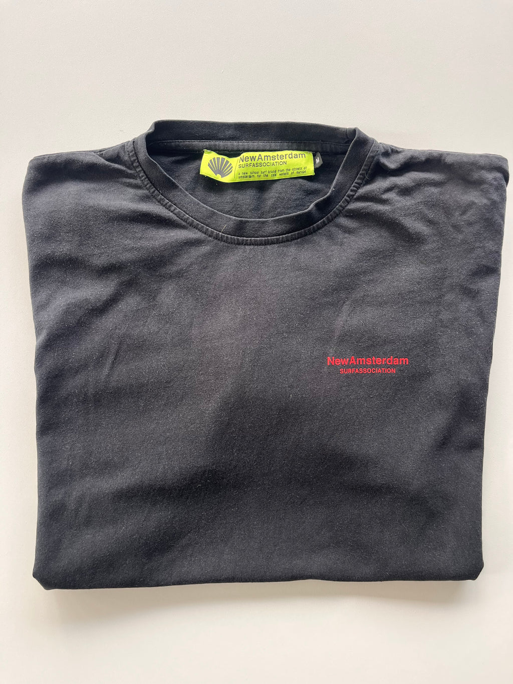 New Amsterdam Tshirt - M