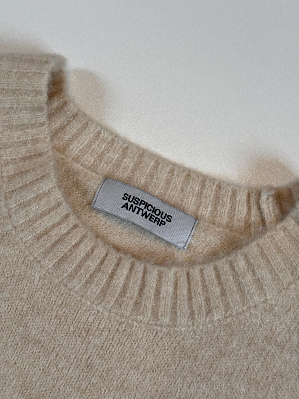 Suspicous Antwerp Knitsweater L