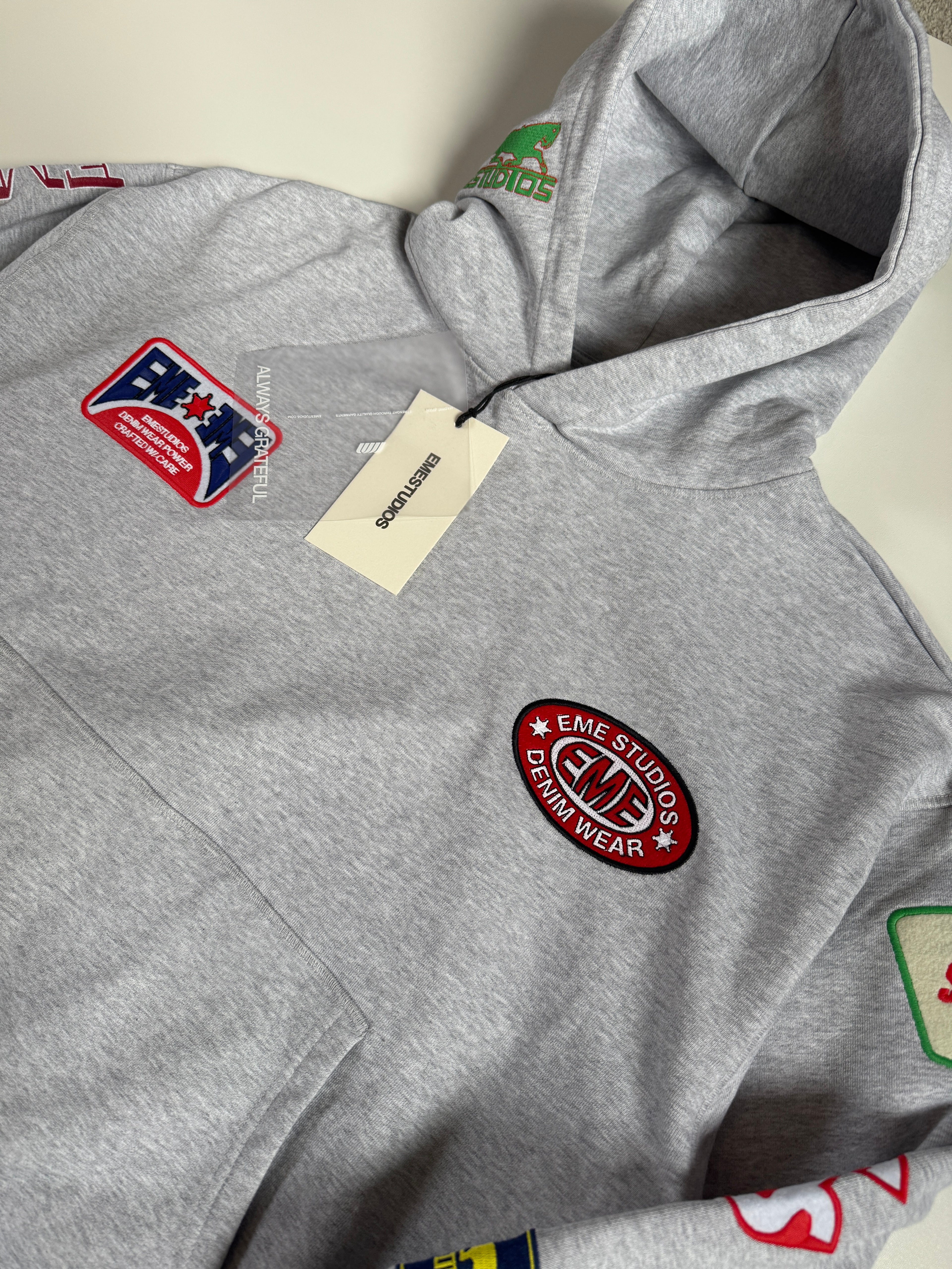 EME studio hoodie S/M