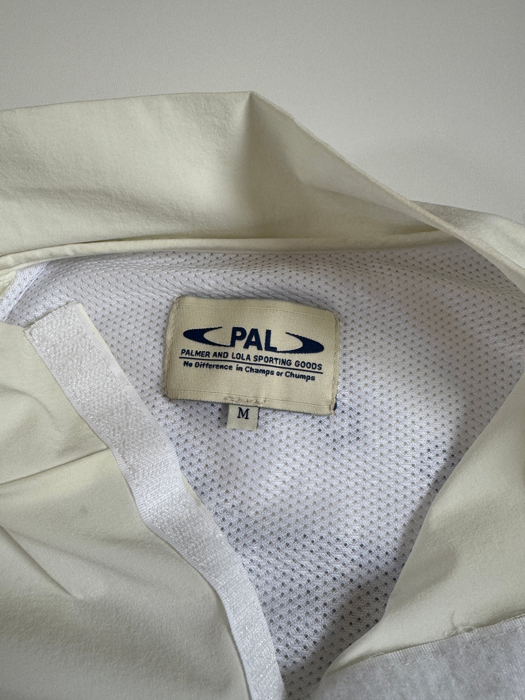 PAL SPORTING GOODS GRAND PRIX OVERHEAD ANTIQUE WHITE M