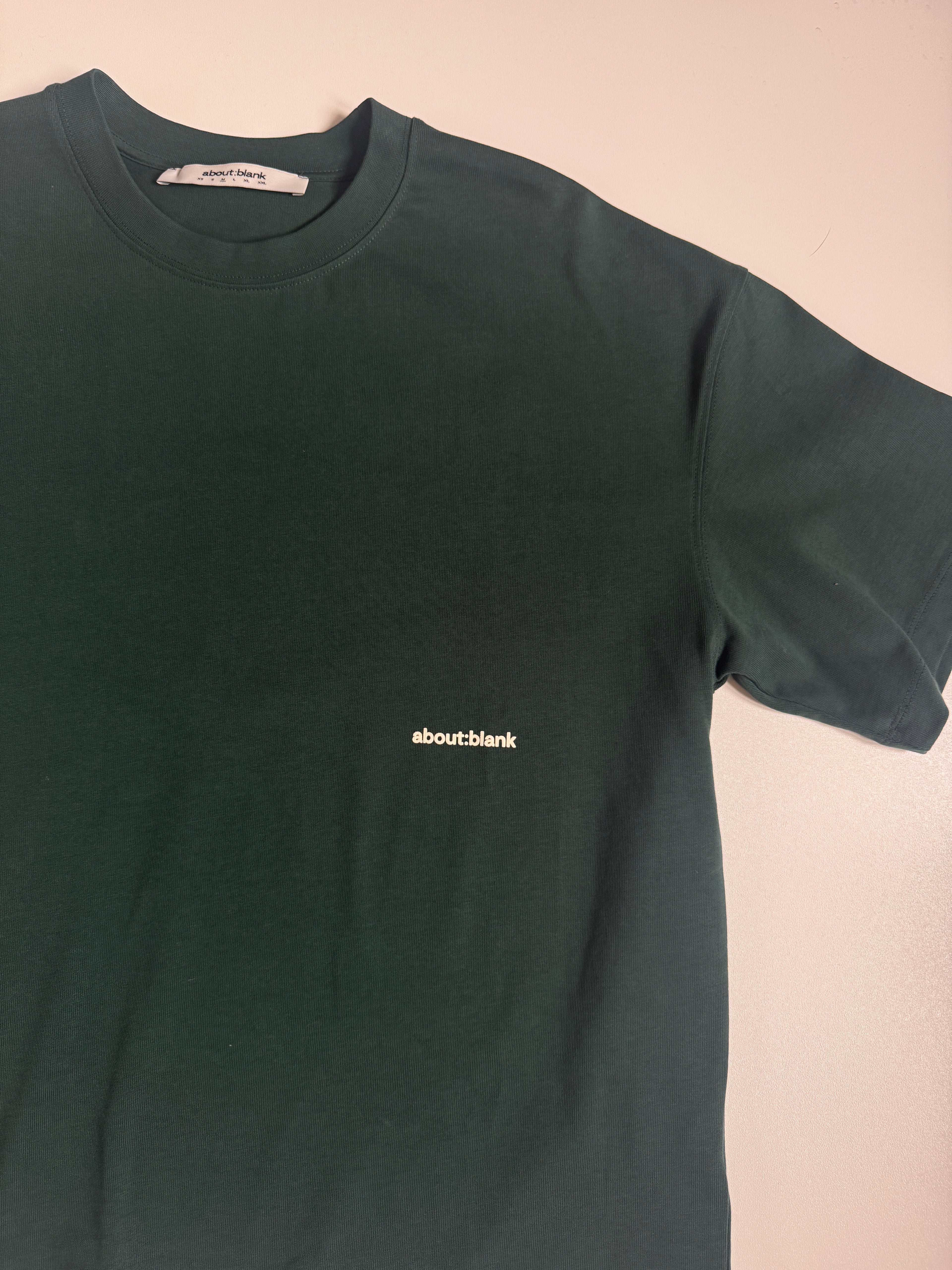about:blank T-shirt M