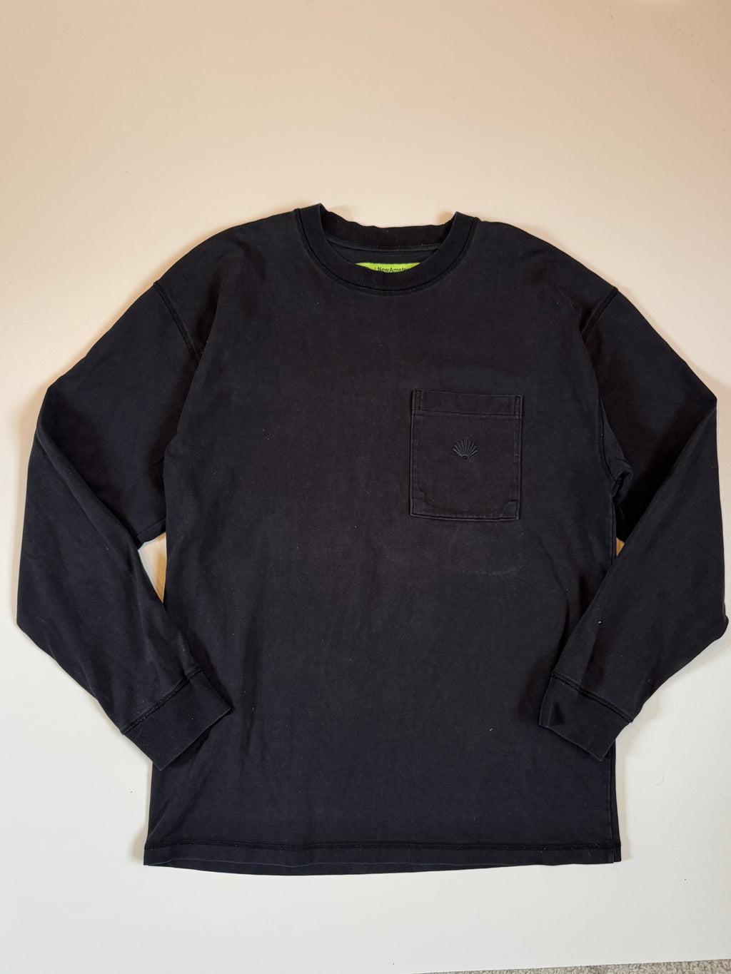 New Amsterdam surf assocation basic long sleeve M