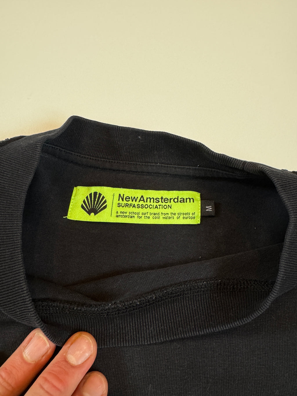 New Amsterdam surf assocation basic long sleeve M