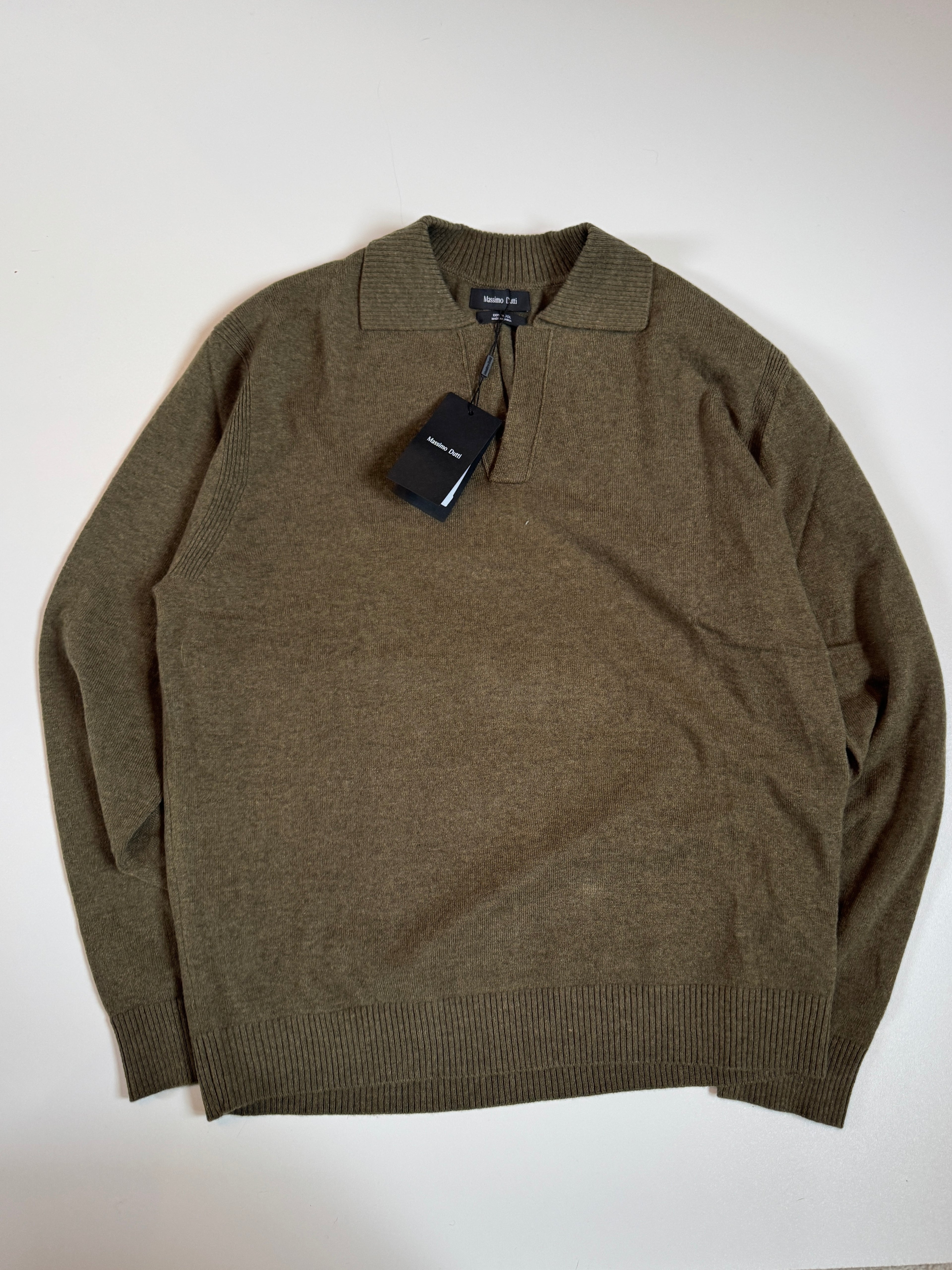 Massimo Dutti wool polosweater with V-neck L