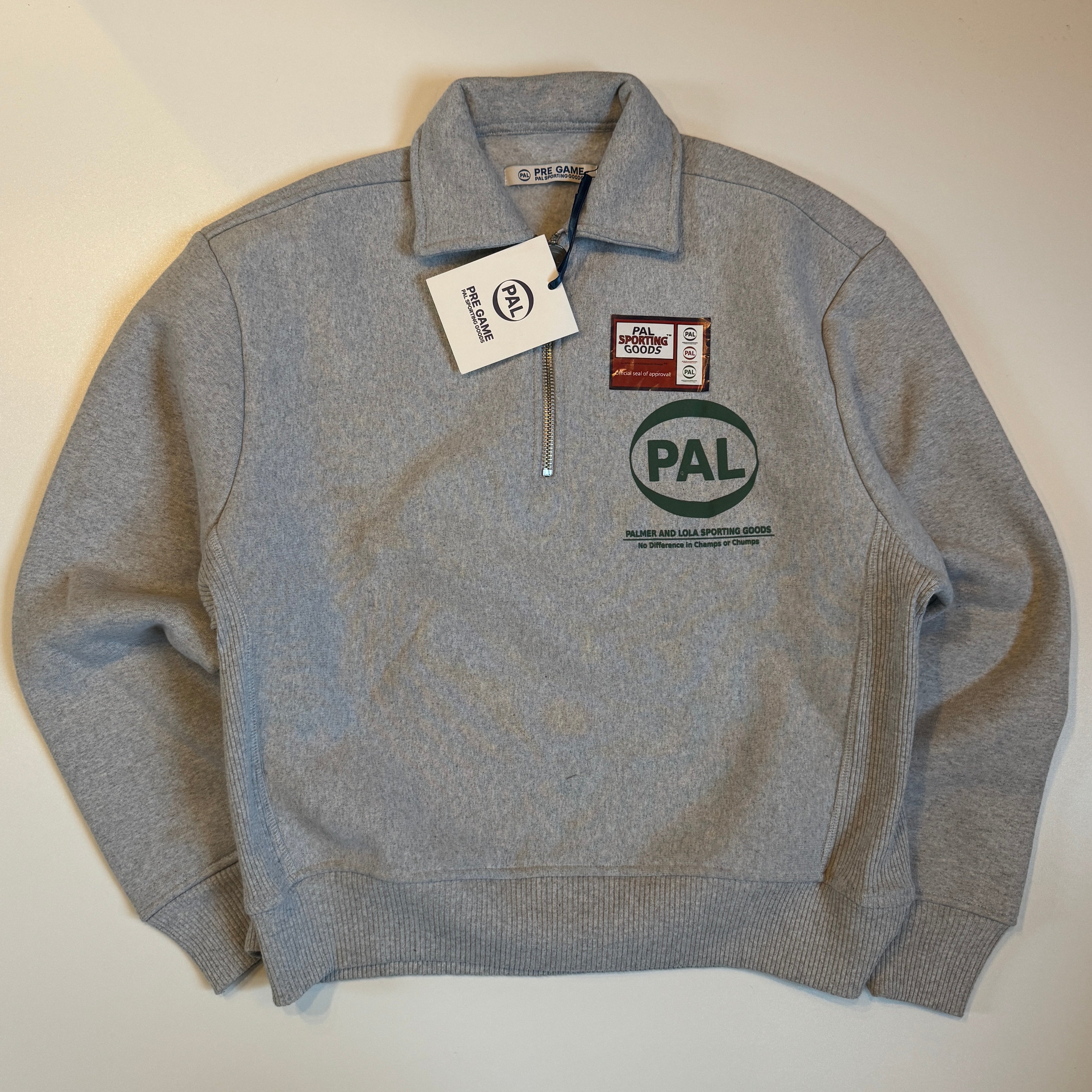 PAL sporting goods Pre Game Sweater with half zip and logo M