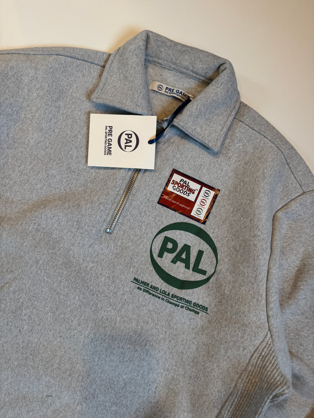 PAL sporting goods Pre Game Sweater with half zip and logo M