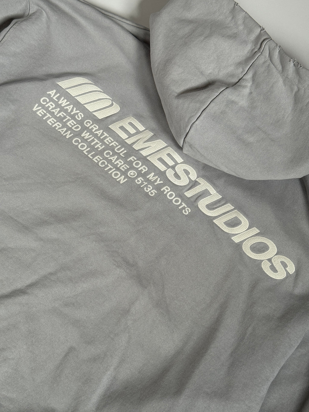EME STUDIOS ALWAYS GRATEFUL Heather Grey Full Zip M