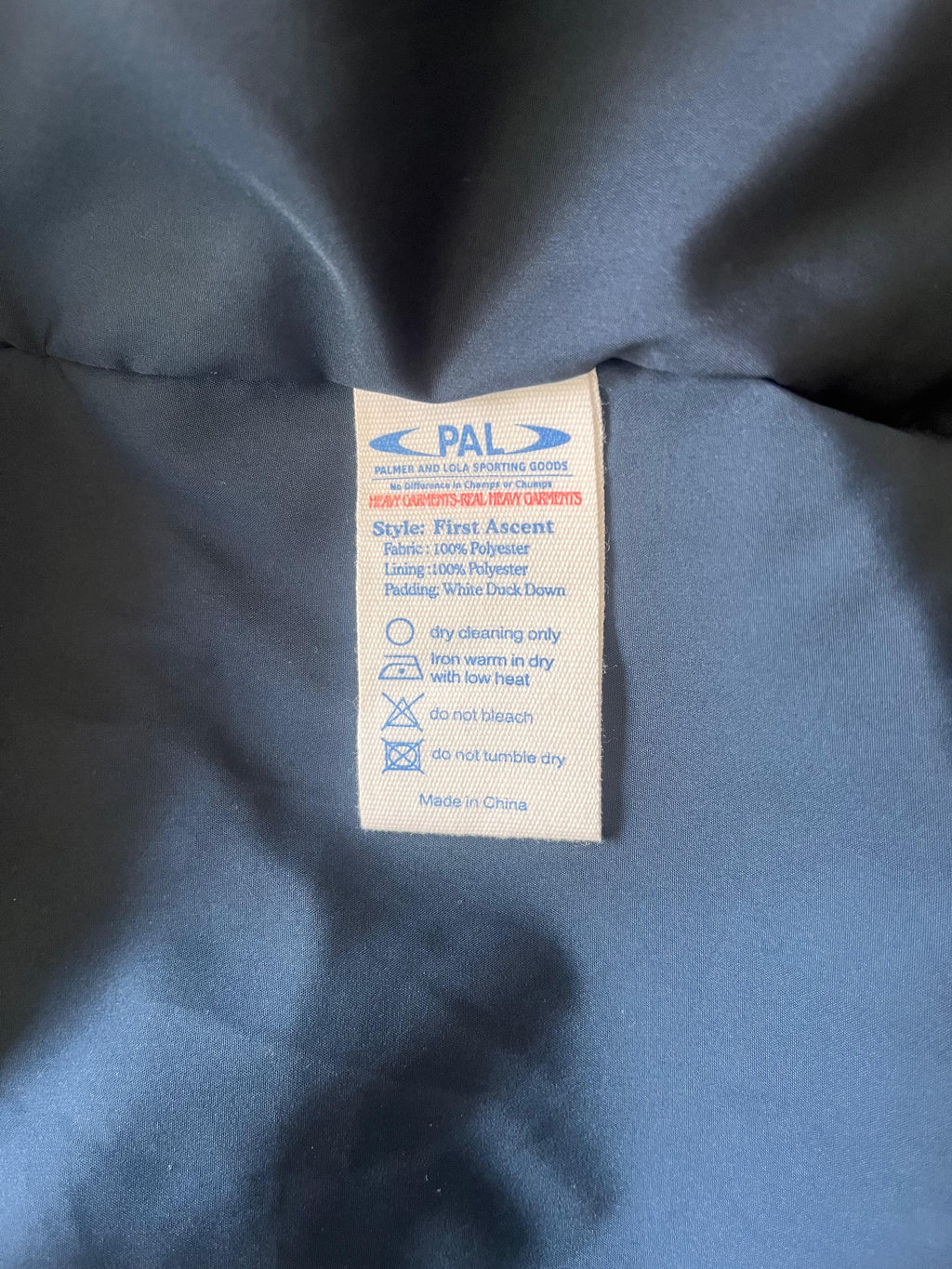 PAL Sporting Goods Puffer Jacket - M